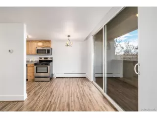 Photo #3: 6867065 Listing