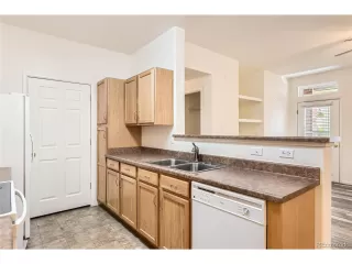 Photo #4: 6868969 Listing