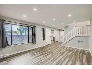 Photo #4: 6869557 Listing 