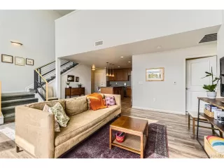 Photo #4: 6872745 Listing