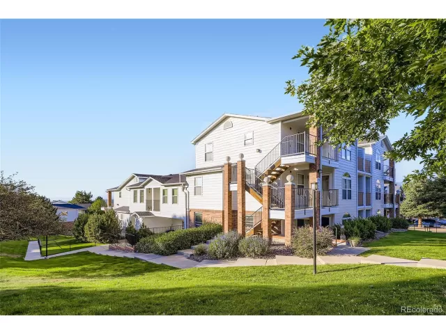 MLS: 6875503 Condo For Sale