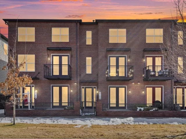 MLS: 6875679 Condo For Sale