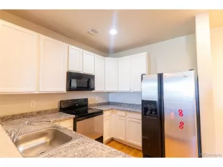 Photo #6: 6875735 Listing