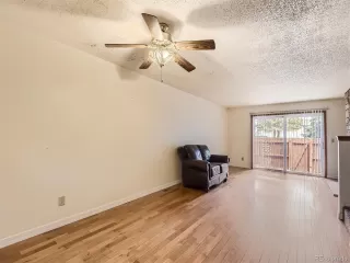 Photo #4: 6876791 Listing