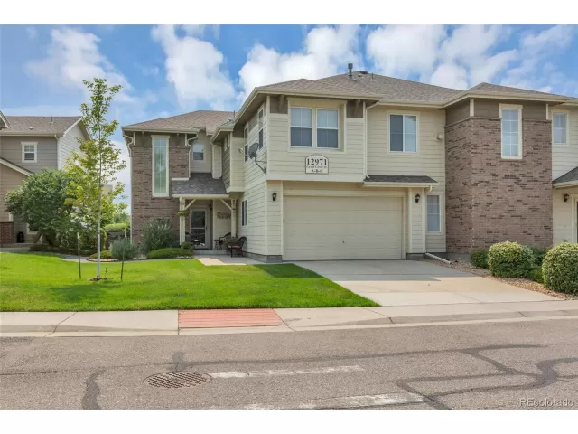 MLS: 6877298 Condo For Sale