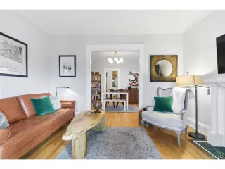 Photo #3: 6878630 Listing 