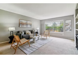 Photo #2: 6879944 Listing 