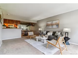 Photo #3: 6879944 Listing 