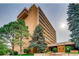 Photo #2: 6880844 Listing