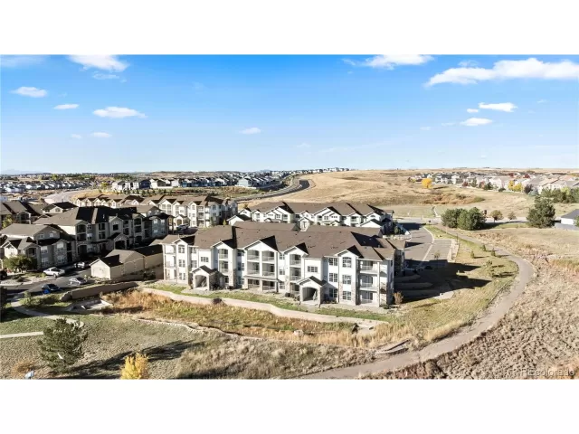 MLS: 6882201 Condo For Sale