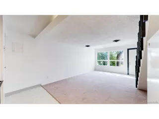 Photo #5: 6882813 Listing