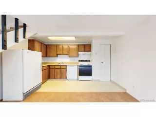 Photo #6: 6882813 Listing