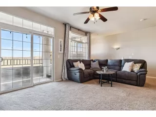 Photo #6: 6882837 Listing