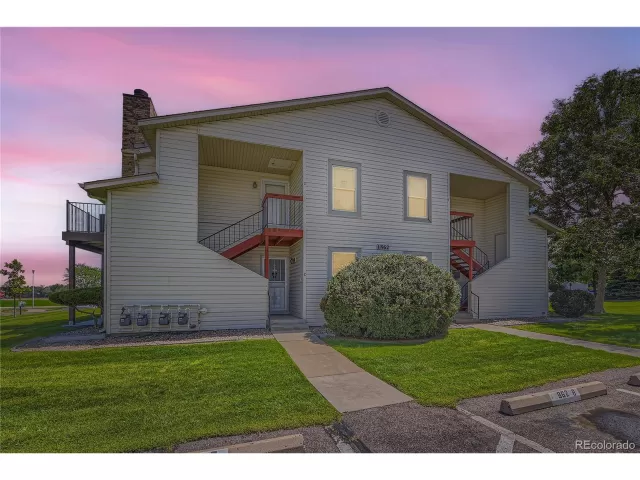 MLS: 6883654 Condo For Sale