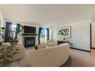 Photo #2: 6883654 Listing 