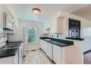 Photo #4: 6883654 Listing 