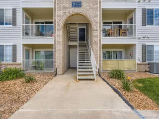 Photo #2: 6887761 Listing 