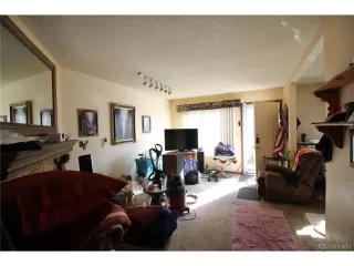 Photo #6: 6887862 Listing