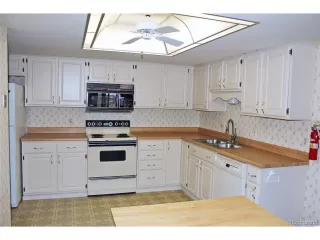 Photo #6: 6888500 Listing 