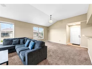 Photo #2: 6889942 Listing 