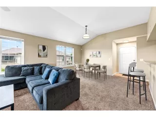 Photo #3: 6889942 Listing 