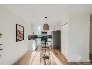 Photo #3: 6889994 Listing