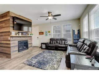 Photo #5: 6891124 Listing