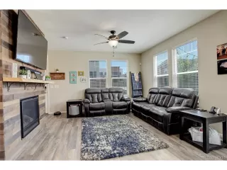 Photo #6: 6891124 Listing
