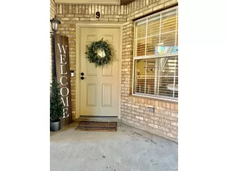 Photo #3: 6893780 Listing