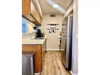 Photo #6: 6893780 Listing