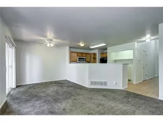 Photo #3: 6894908 Listing 