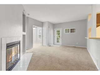 Photo #3: 6894992 Listing