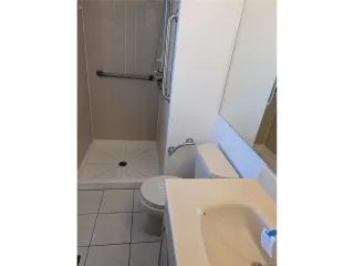 Photo #5: 6896981 Listing 