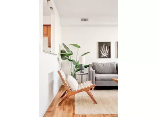 Photo #3: 6897280 Listing