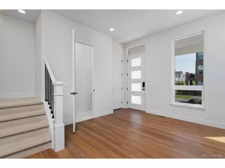 Photo #3: 6898378 Listing 