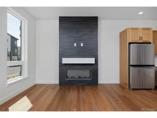 Photo #4: 6898378 Listing 