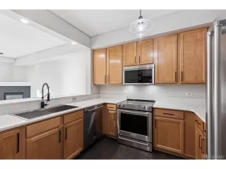 Photo #5: 6898456 Listing