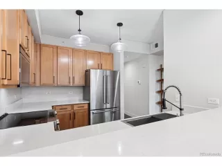 Photo #6: 6898456 Listing