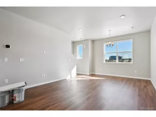 Photo #4: 6900153 Listing 