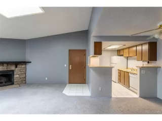 Photo #5: 6903448 Listing 