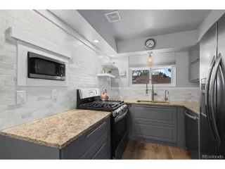 Photo #5: 6903900 Listing 