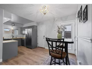 Photo #6: 6903900 Listing 