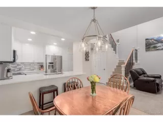 Photo #4: 6904682 Listing