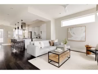 Photo #2: 6905398 Listing 