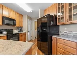 Photo #5: 6909607 Listing