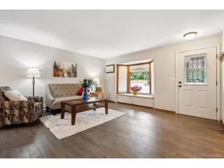 Photo #6: 6911416 Listing 