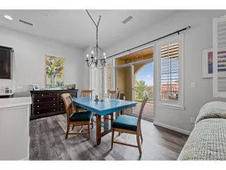 Photo #4: 6912396 Listing