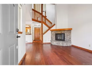 Photo #6: 6916511 Listing 