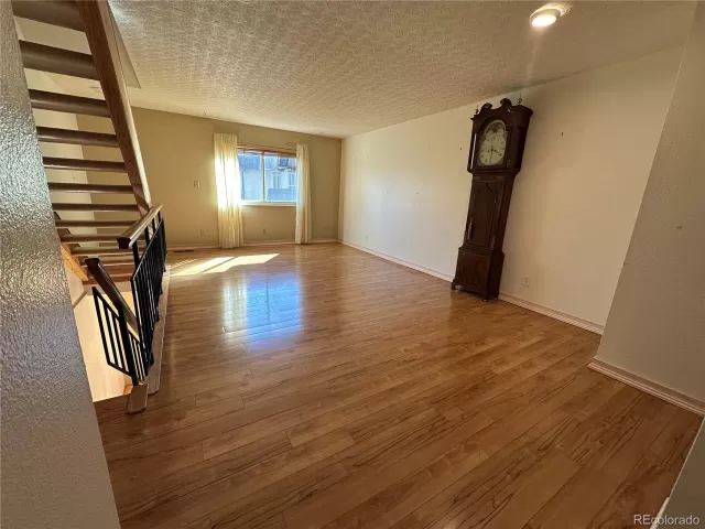 MLS: 6916897 Condo For Sale