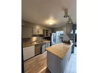 Photo #3: 6917385 Listing